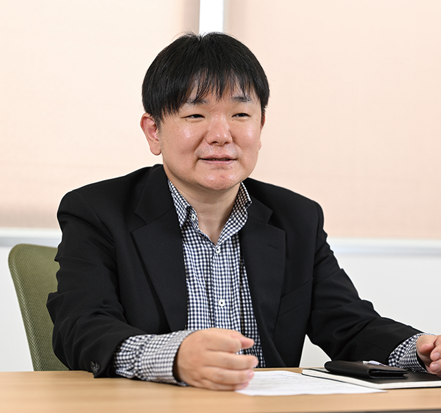 生産技術グループ 表面処理チームリーダー 八重樫 光氏